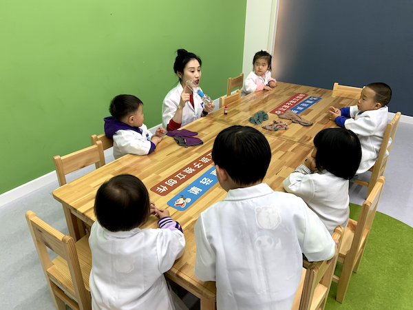 美吉姆鞍山萬象匯中心：MYMO科學(xué)實驗站——水中龍卷風(fēng)